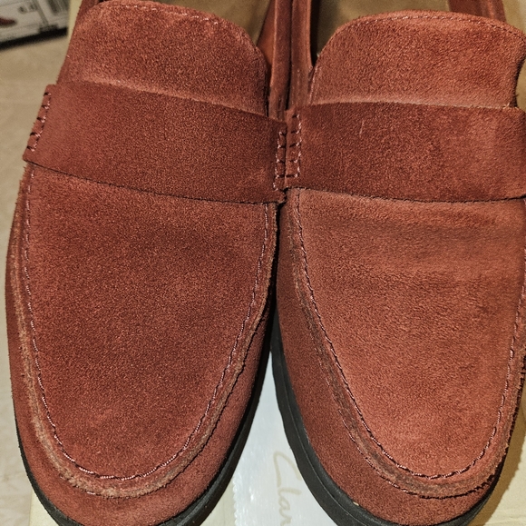 Red Suede Shoes - Picture 4 of 5